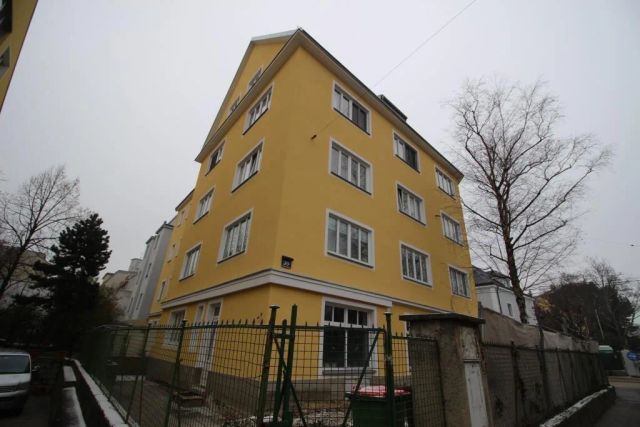 Wohnhaus mit Eigentumswohnungen in 1140 Wien