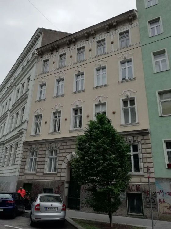 Wiener Zinshausfassade, Beispiel 7