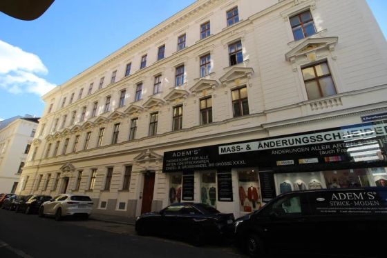 Wiener Zinshausfassade, Beispiel 10
