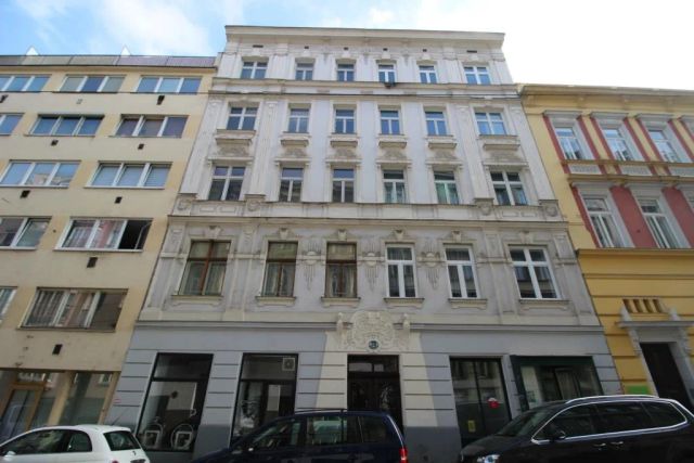 Zinshaus in 1080 Wien